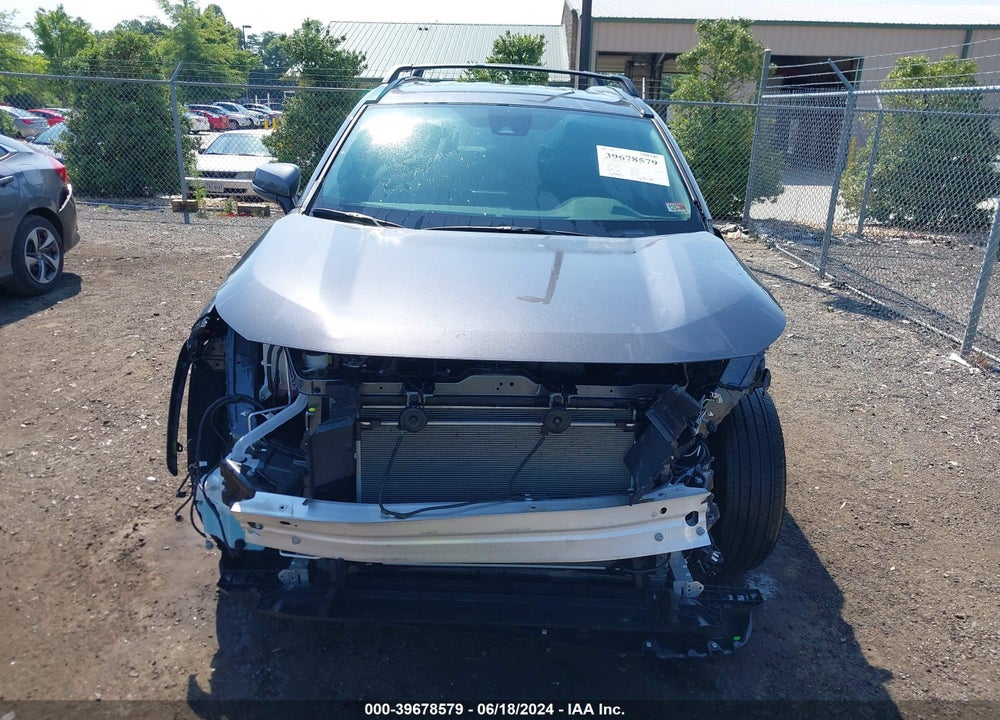 2024 TOYOTA RAV4 XLE VIN: 2T3P1RFV2RC410005
