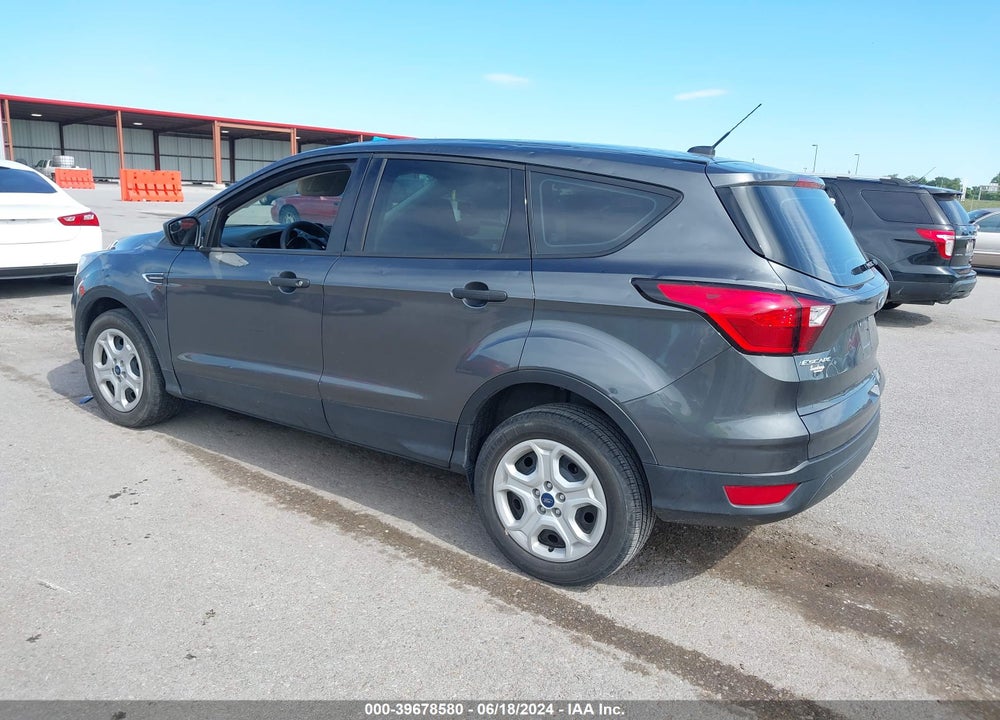 2019 FORD ESCAPE S VIN: 1FMCU0F73KUB26916