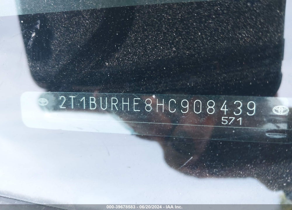 2017 TOYOTA COROLLA SE VIN: 2T1BURHE8HC908439