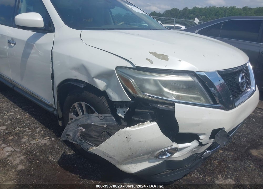2015 NISSAN PATHFINDER SL VIN: 5N1AR2MN2FC641309