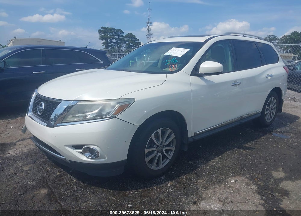 2015 NISSAN PATHFINDER SL VIN: 5N1AR2MN2FC641309