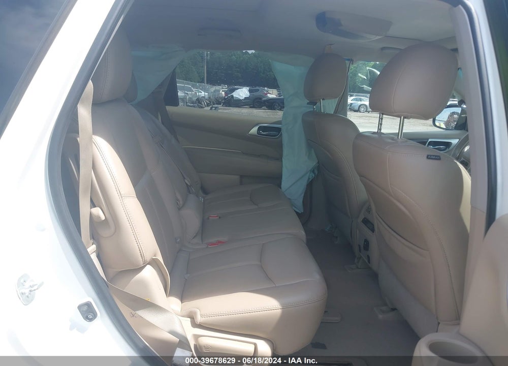 2015 NISSAN PATHFINDER SL VIN: 5N1AR2MN2FC641309