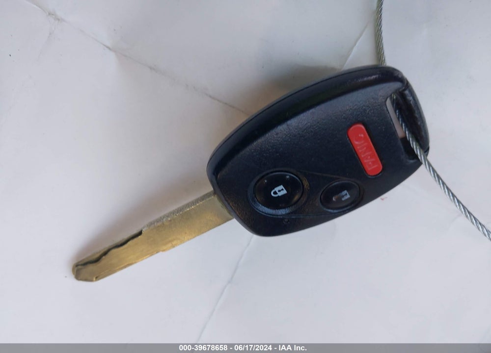 2006 HONDA CIVIC LX VIN: 2HGFG12616H530531