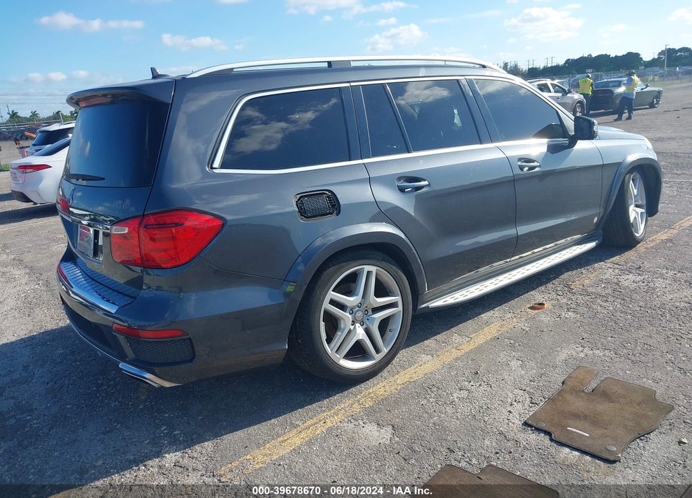2014 MERCEDES-BENZ GL 550 4MATIC VIN: 4JGDF7DE0EA312122