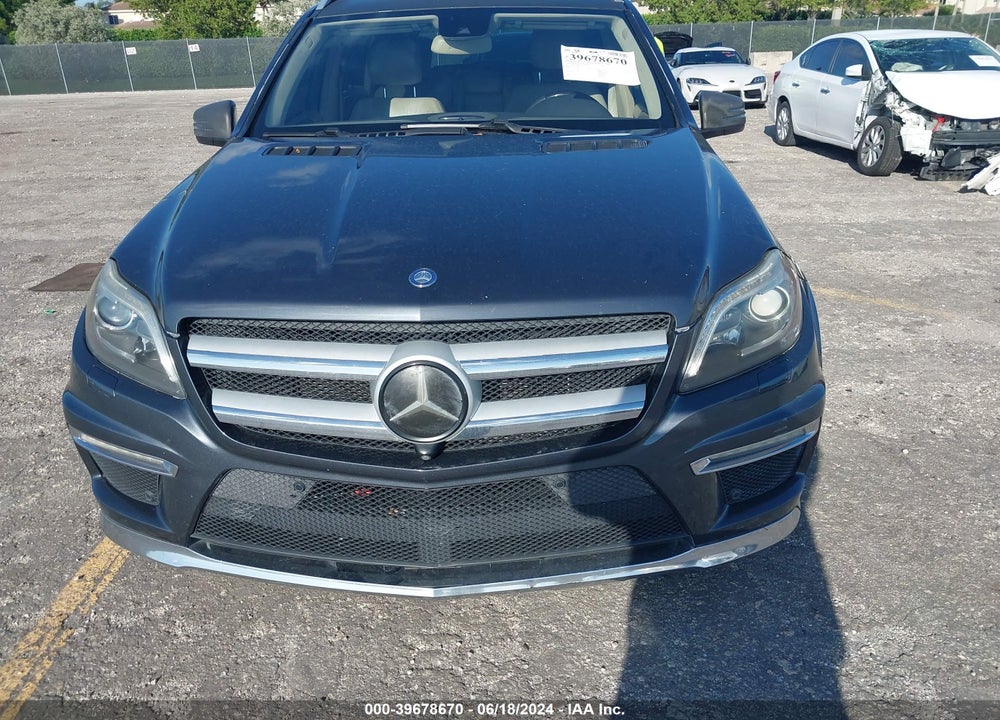 2014 MERCEDES-BENZ GL 550 4MATIC VIN: 4JGDF7DE0EA312122
