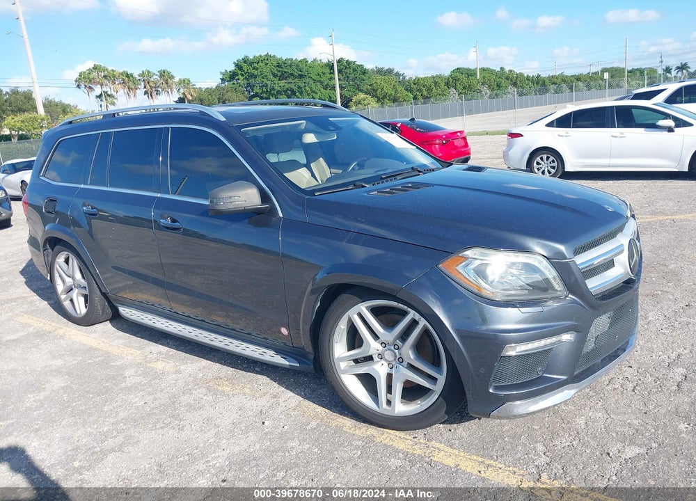 2014 MERCEDES-BENZ GL 550 4MATIC VIN: 4JGDF7DE0EA312122