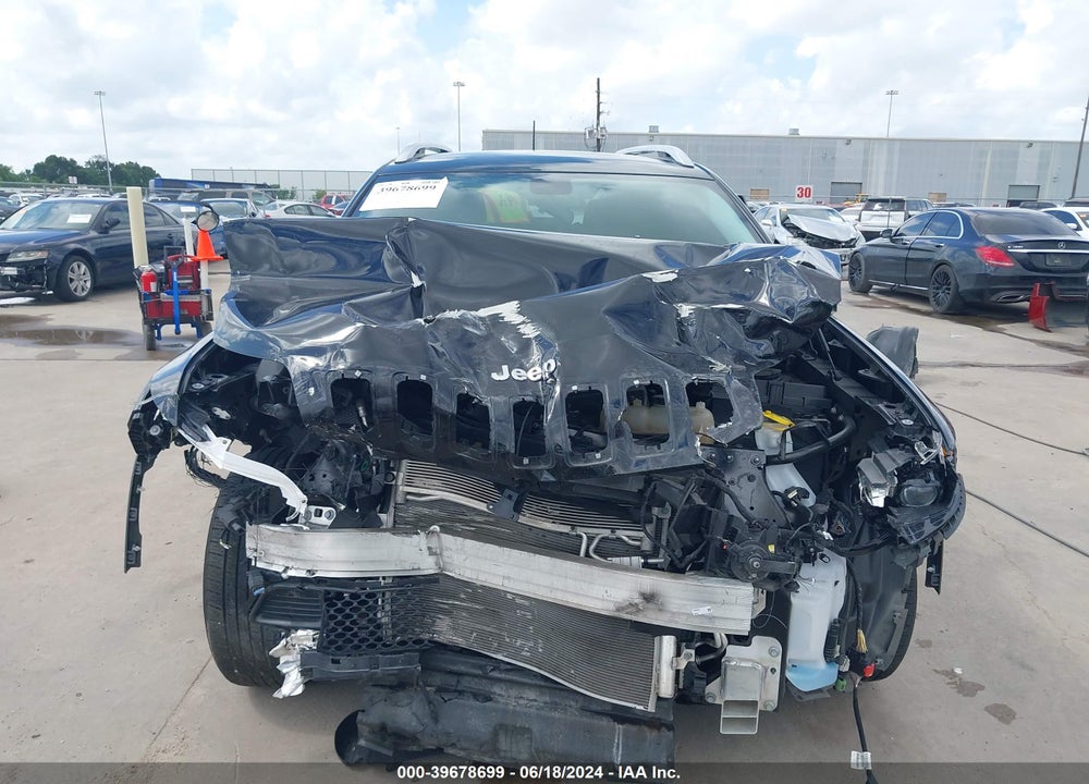 2019 JEEP CHEROKEE LATITUDE PLUS FWD VIN: 1C4PJLLB2KD396731