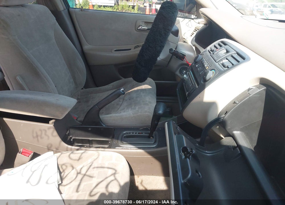 2001 HONDA ACCORD 2.3 EX VIN: 1HGCG668X1A003610