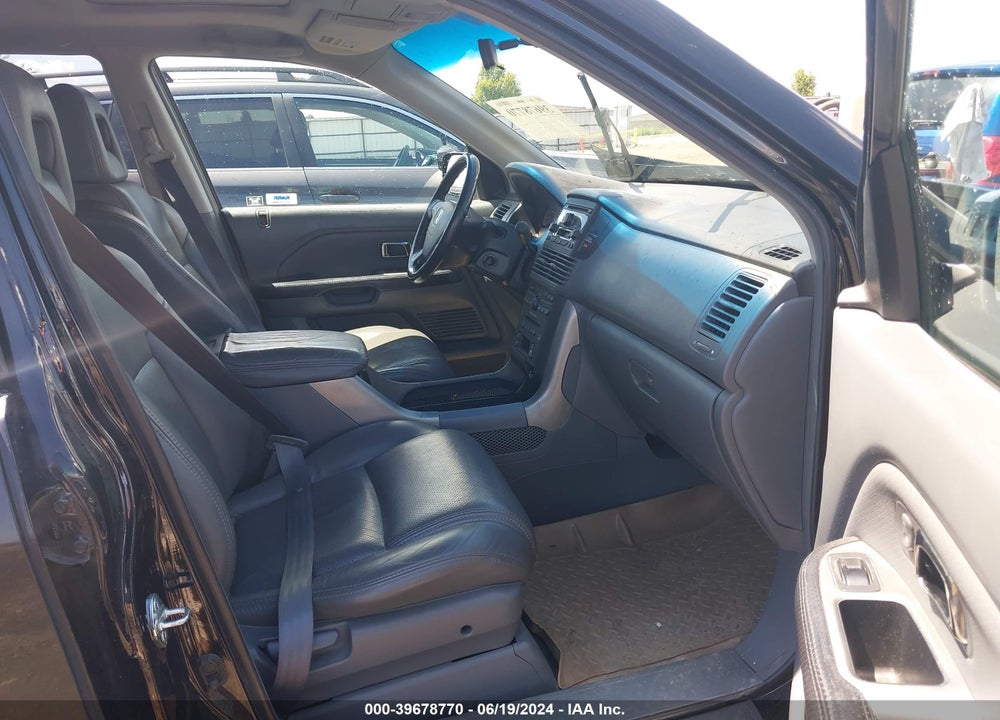 2005 HONDA PILOT EX-L VIN: 2HKYF185X5H540151