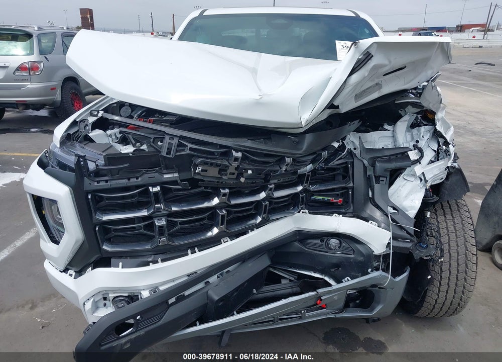 2024 GMC CANYON 4WD AT4 VIN: 1GTP6DEK8R1140030