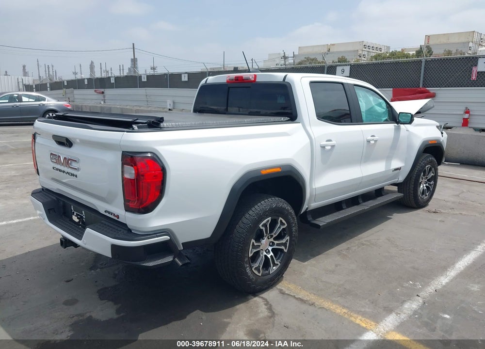 2024 GMC CANYON 4WD AT4 VIN: 1GTP6DEK8R1140030