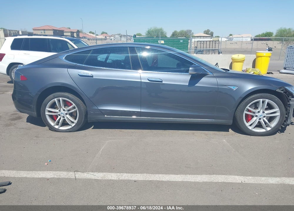 2015 TESLA MODEL S VIN: 5YJSA1S27FF087285
