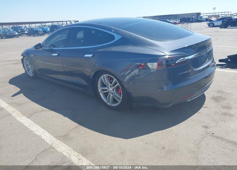 2015 TESLA MODEL S VIN: 5YJSA1S27FF087285