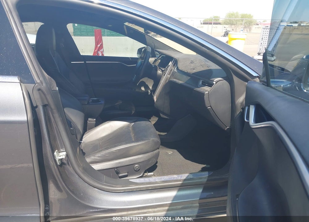 2015 TESLA MODEL S VIN: 5YJSA1S27FF087285