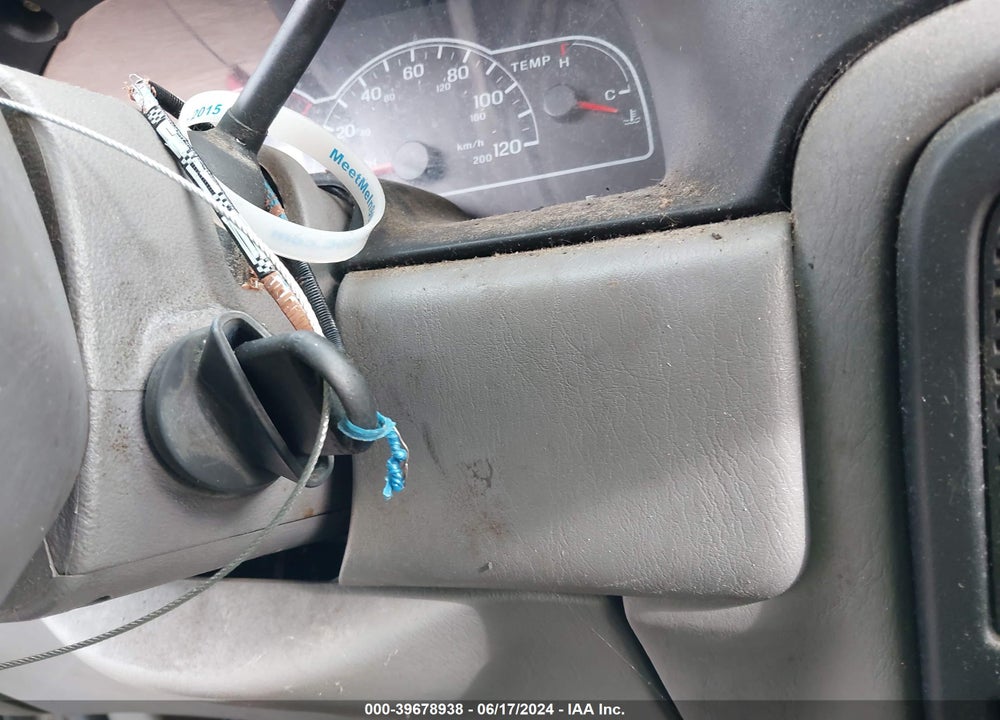 2001 FORD WINDSTAR SE VIN: 2FMZA52441BA38621