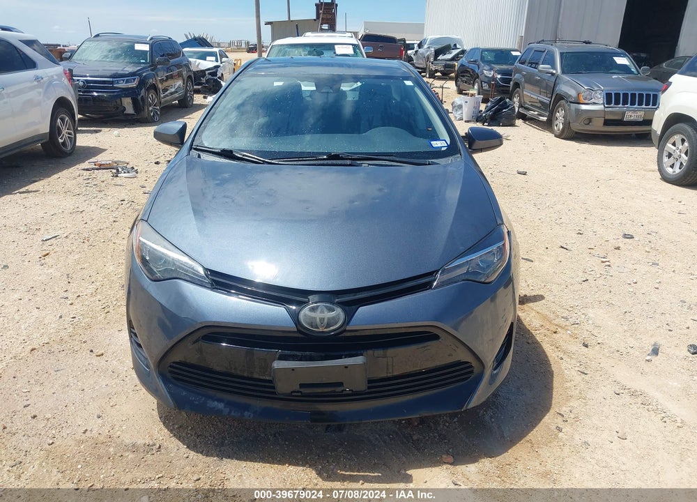 2018 TOYOTA COROLLA LE VIN: 5YFBURHE6JP825565