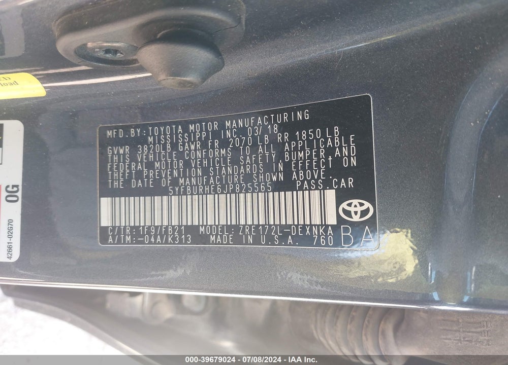 2018 TOYOTA COROLLA LE VIN: 5YFBURHE6JP825565