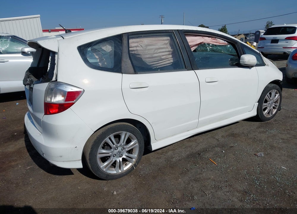 2009 HONDA FIT SPORT VIN: JHMGE88499S017062