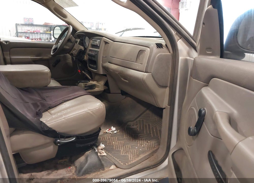 2004 DODGE RAM 1500 ST VIN: 1D7HA18N64J144020