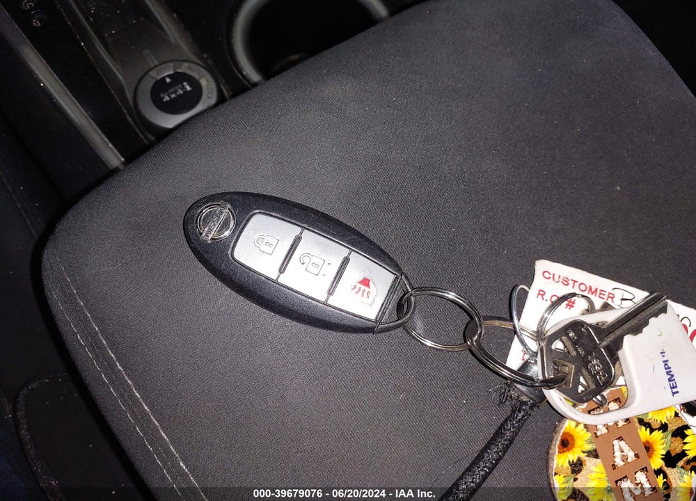 2014 NISSAN PATHFINDER S VIN: 5N1AR2MM9EC626067