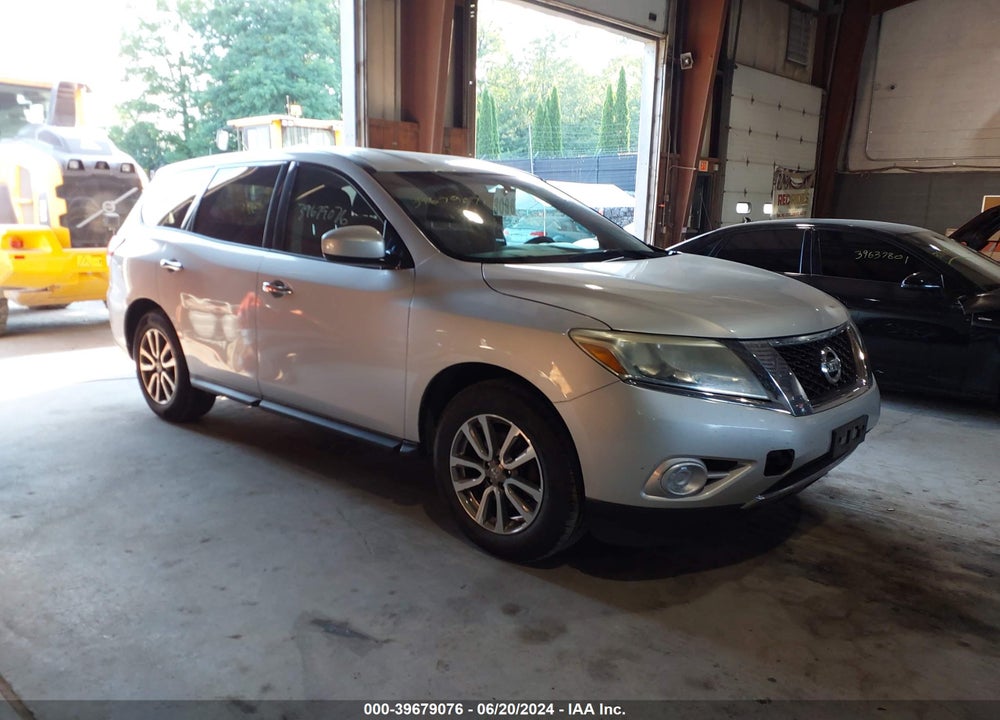 2014 NISSAN PATHFINDER S VIN: 5N1AR2MM9EC626067