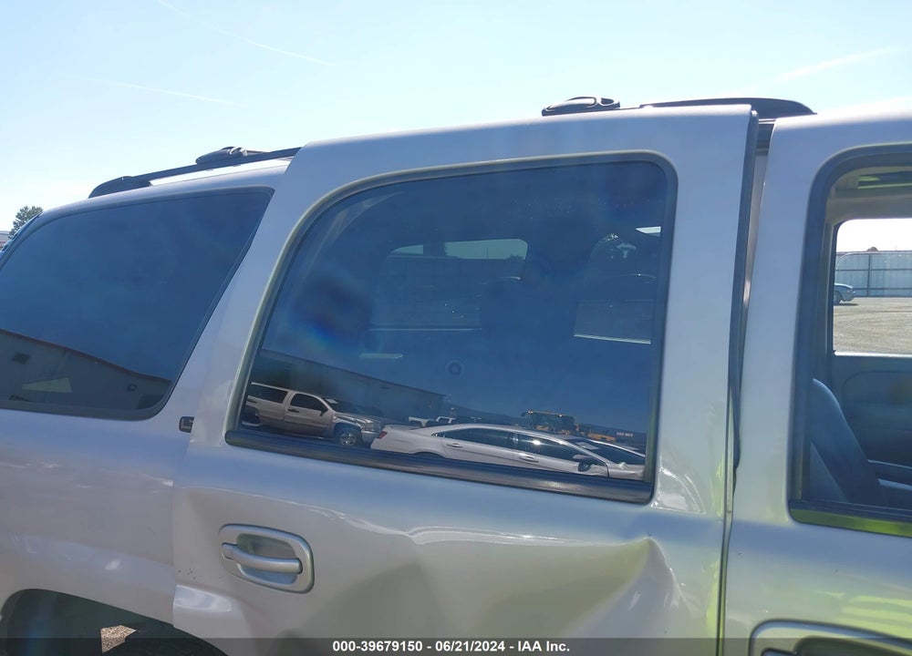 2004 CHEVROLET TAHOE LT VIN: 1GNEK13Z84J309982