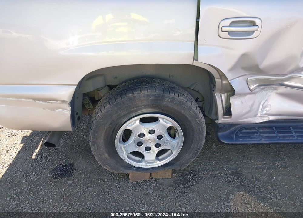 2004 CHEVROLET TAHOE LT VIN: 1GNEK13Z84J309982