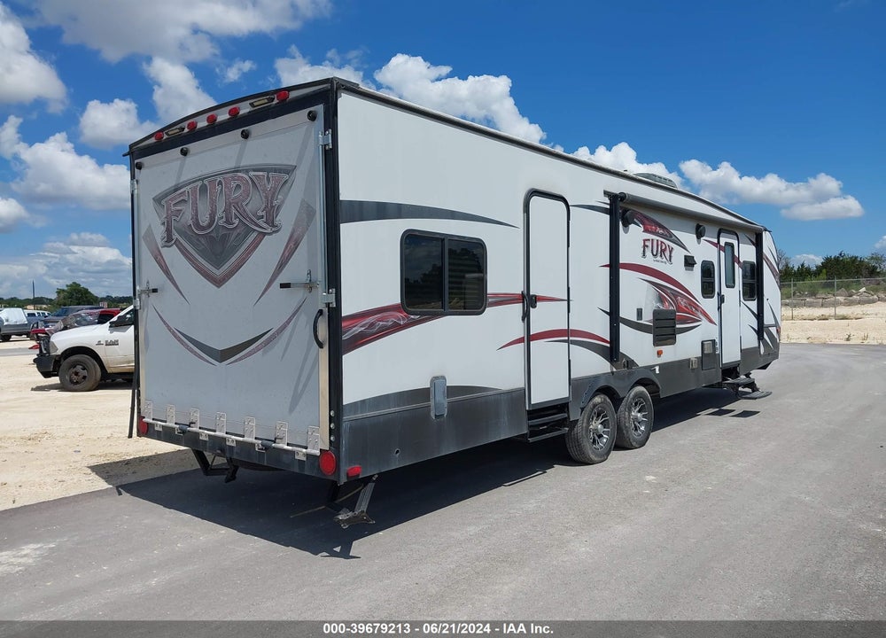 2017 FOREST RIVER FURY M-2910 VIN: 5ZT2FHUB3HG200261