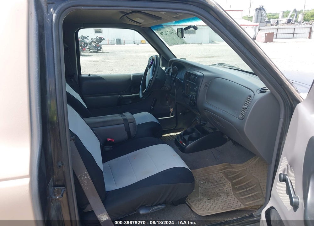 2000 FORD RANGER XL/XLT VIN: 1FTYR10C4YTB30382