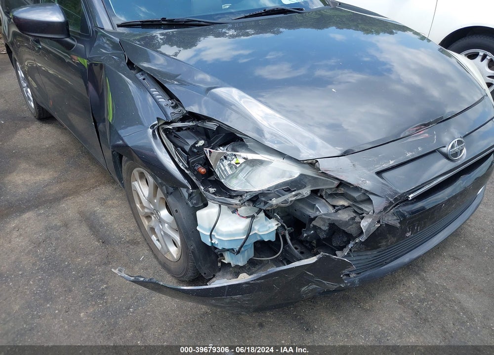 2016 SCION IA VIN: 3MYDLBZV8GY130046