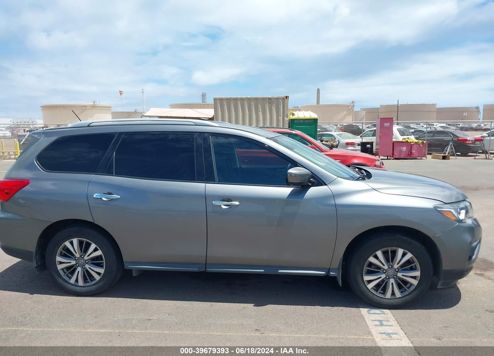 2018 NISSAN PATHFINDER SV VIN: 5N1DR2MN8JC620017
