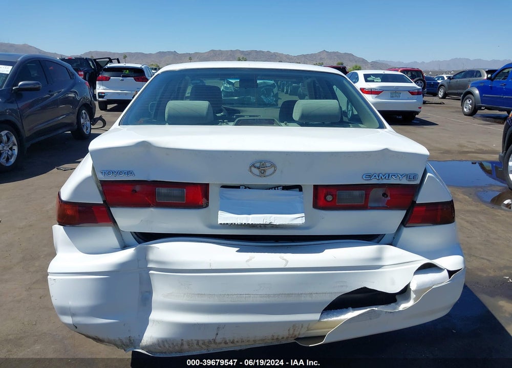 1998 TOYOTA CAMRY LE VIN: JT2BG22K6W0205063