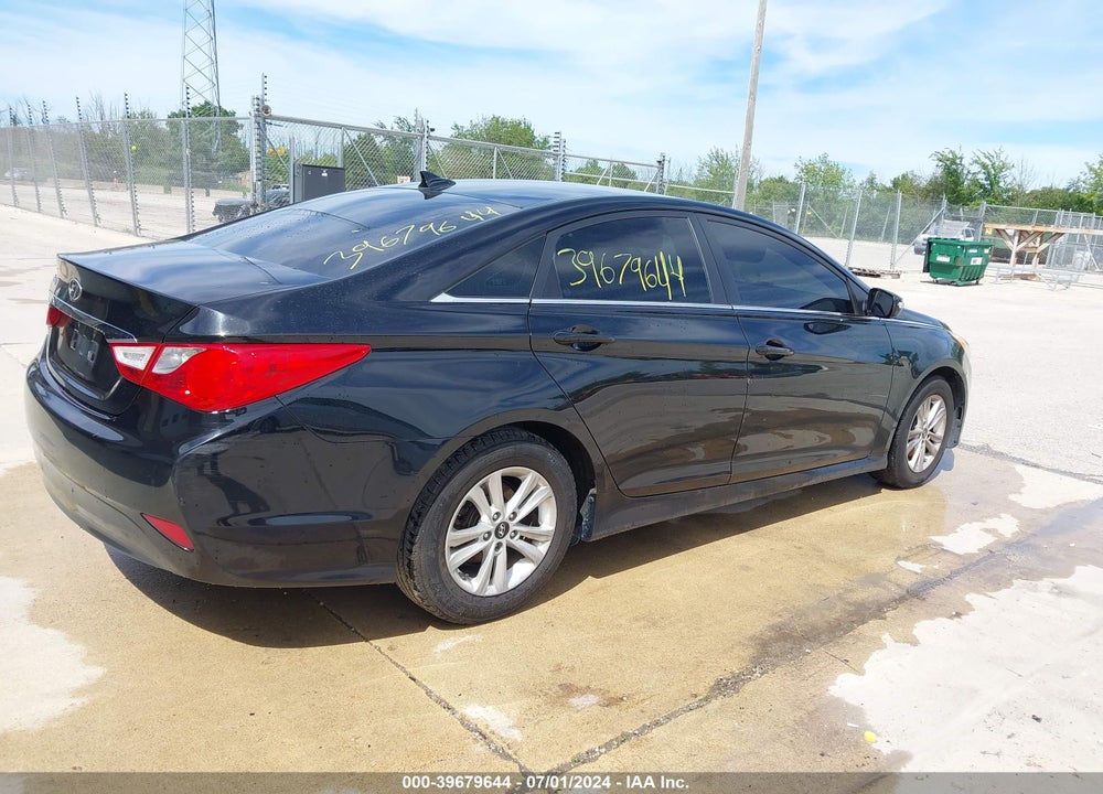 2014 HYUNDAI SONATA GLS VIN: 5NPEB4AC5EH938845