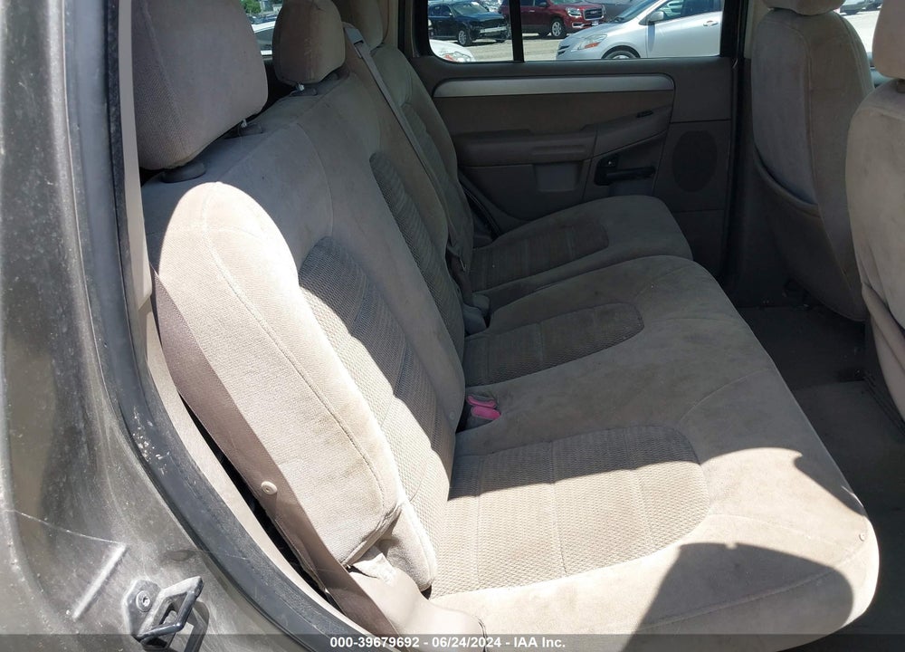 2004 FORD EXPLORER NBX/XLT VIN: 1FMZU73K24UB44547