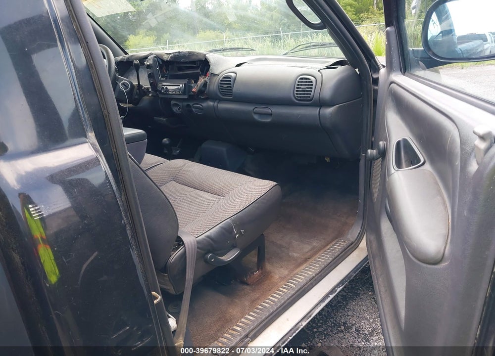 1998 DODGE RAM 1500 ST VIN: 1B7HF16Y1WS764604