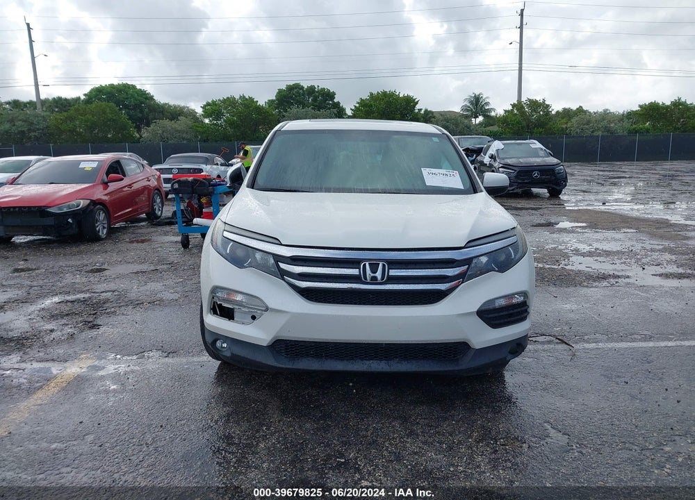2018 HONDA PILOT EX-L VIN: 5FNYF5H52JB033387