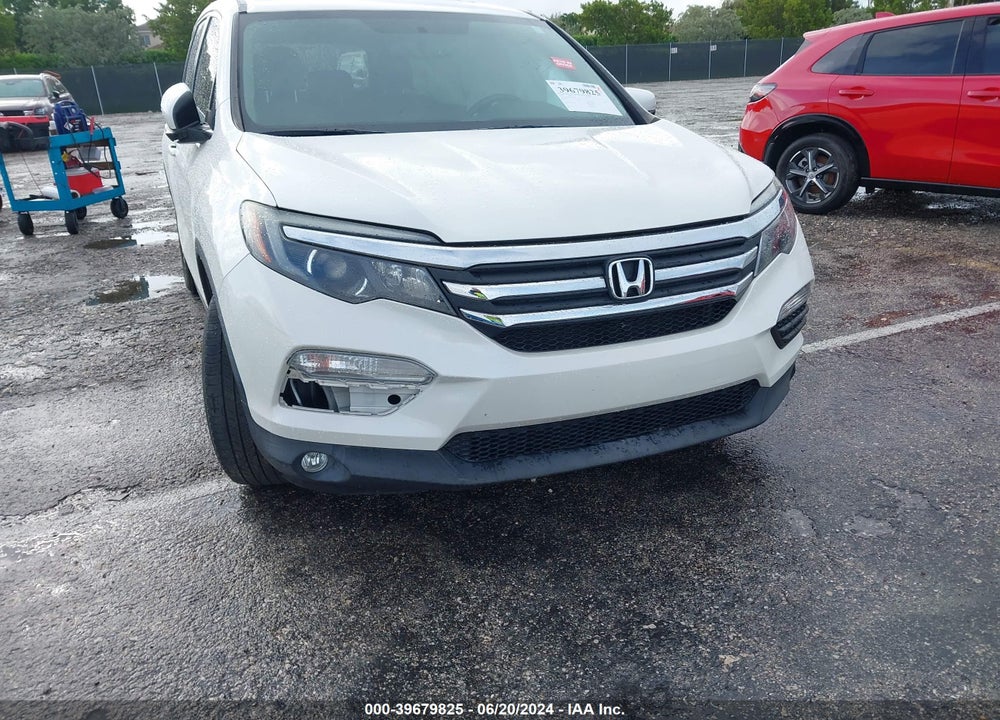 2018 HONDA PILOT EX-L VIN: 5FNYF5H52JB033387