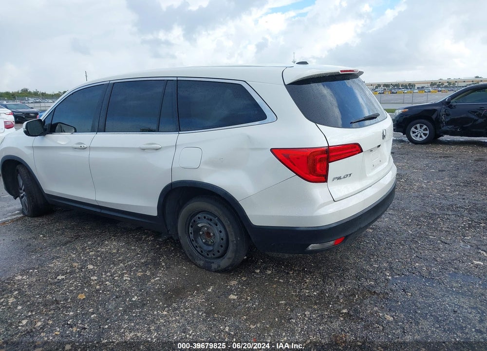 2018 HONDA PILOT EX-L VIN: 5FNYF5H52JB033387