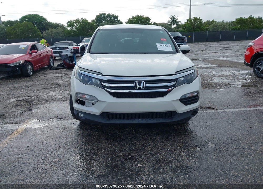 2018 HONDA PILOT EX-L VIN: 5FNYF5H52JB033387