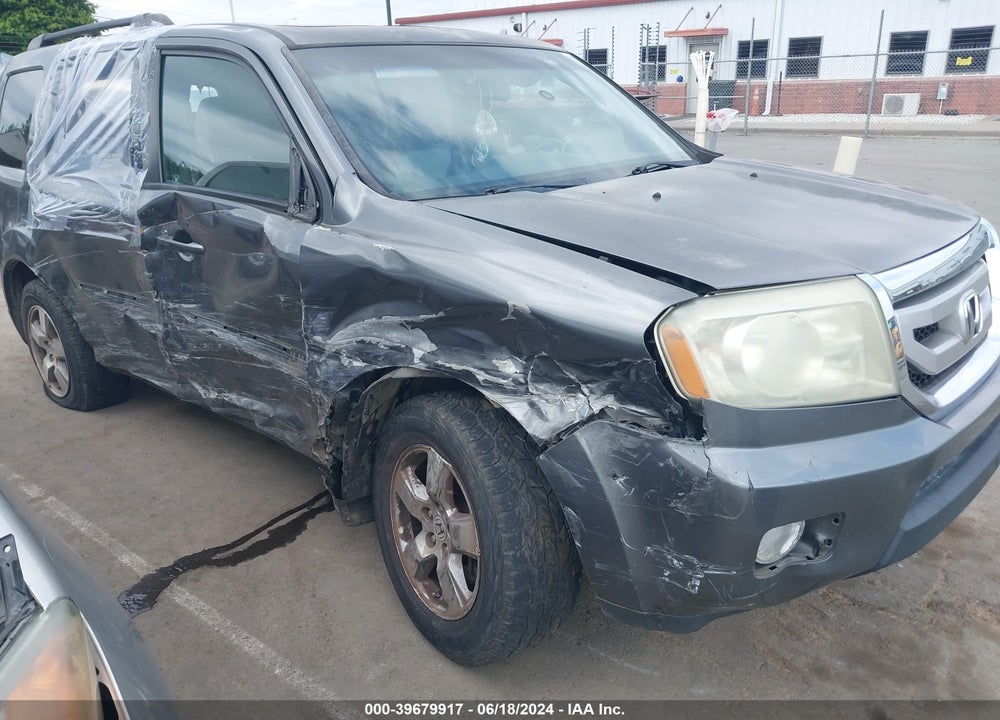 2011 HONDA PILOT EX-L VIN: 5FNYF3H55BB029405
