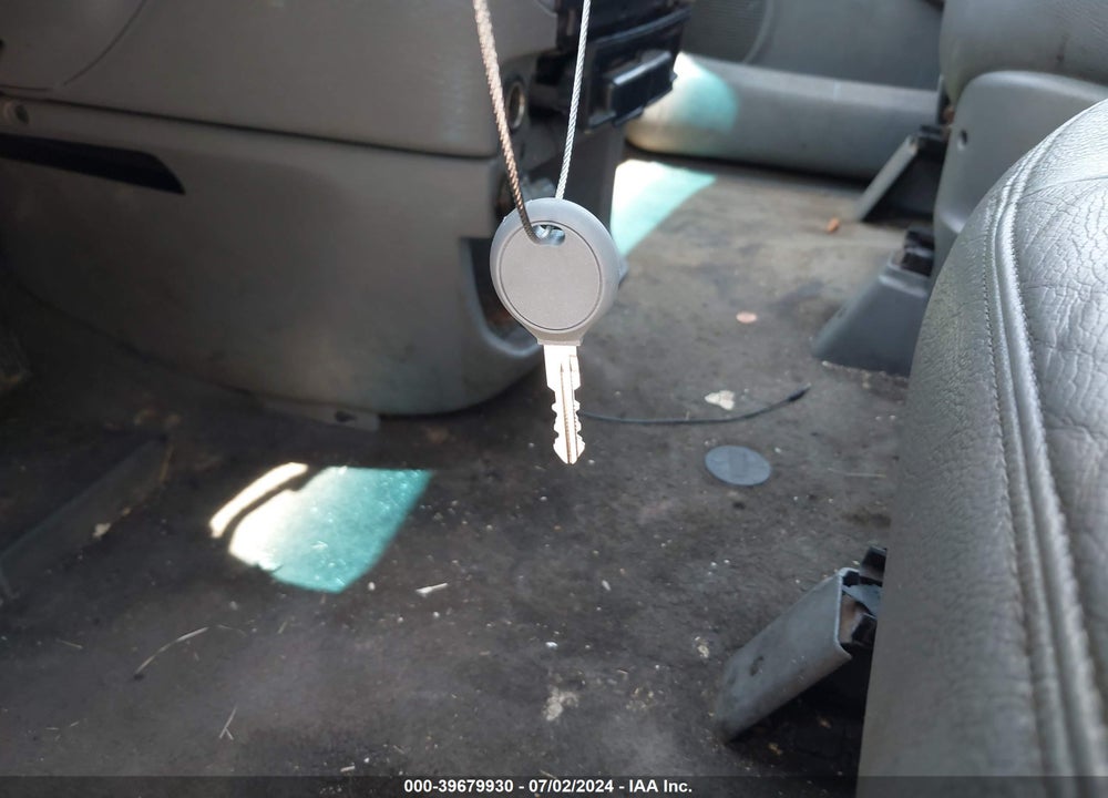 2005 CHRYSLER TOWN & COUNTRY TOURING VIN: 2C8GP54L45R267858