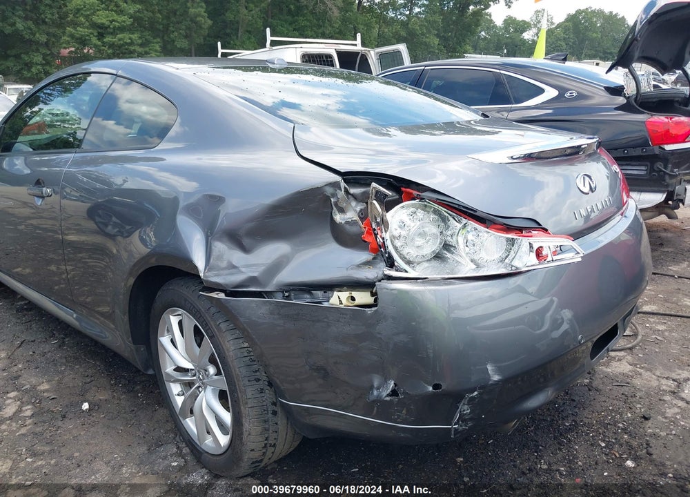 2011 INFINITI G37X VIN: JN1CV6EL8BM263727