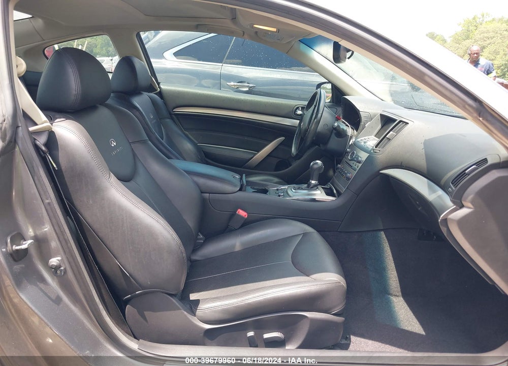 2011 INFINITI G37X VIN: JN1CV6EL8BM263727