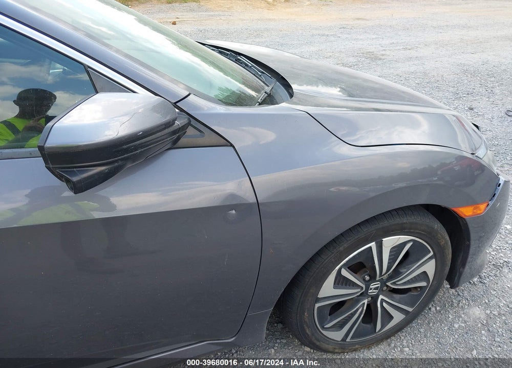 2018 HONDA CIVIC EX-L VIN: 2HGFC1F75JH644782