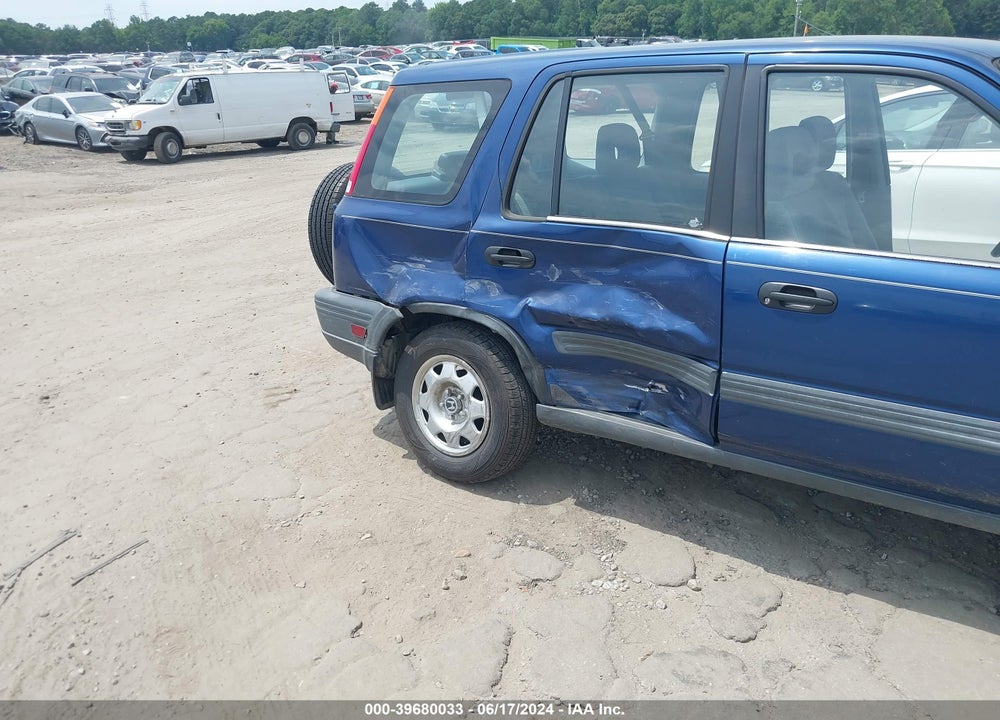 1998 HONDA CR-V LX VIN: JHLRD2845WC003386