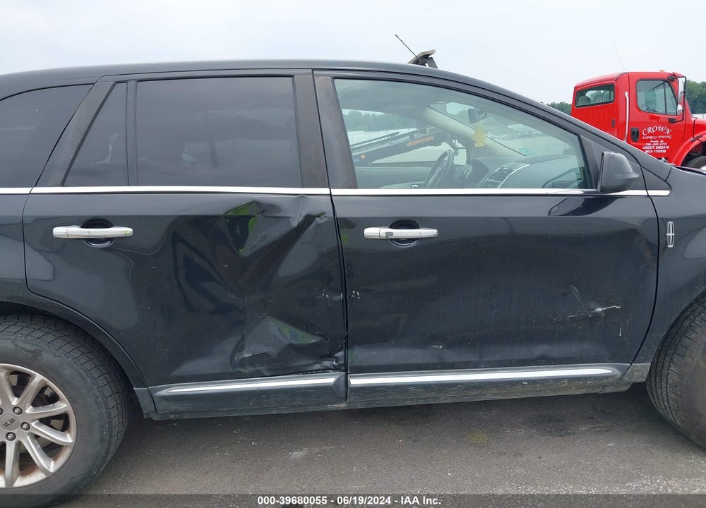 2011 LINCOLN MKX VIN: 2LMDJ6JK0BBJ21906