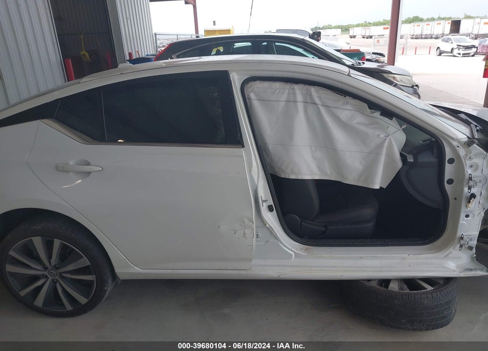 2022 NISSAN ALTIMA SR FWD VIN: 1N4BL4CV7NN404461