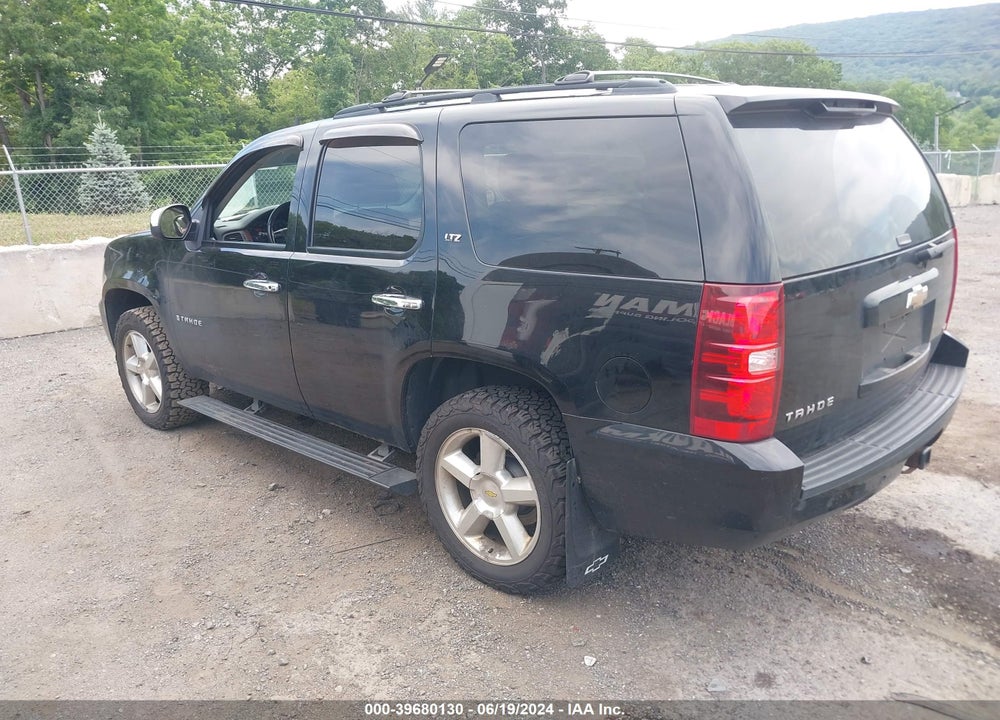 2008 CHEVROLET TAHOE LTZ VIN: 1GNFK13008J210892