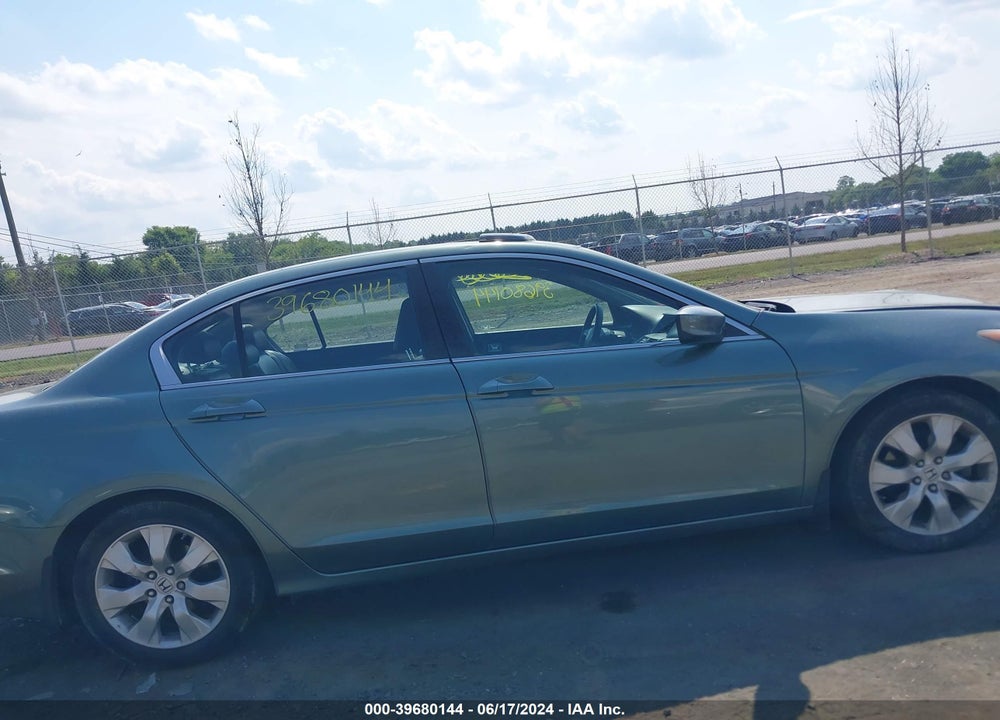 2008 HONDA ACCORD 2.4 EX-L VIN: 1HGCP26808A108708