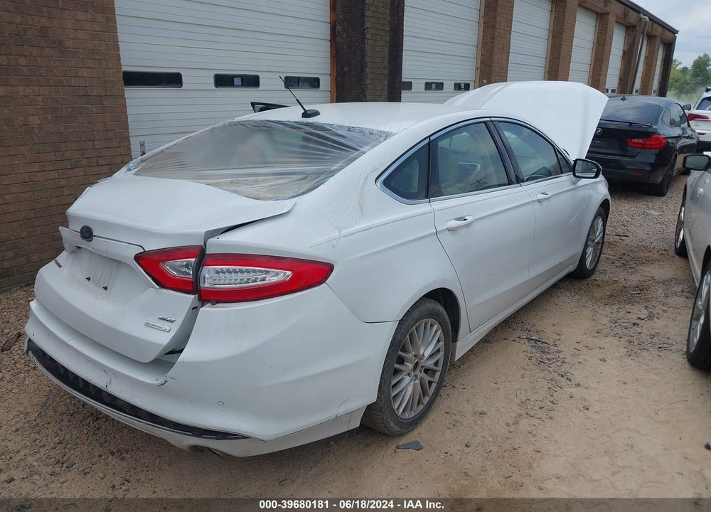 2015 FORD FUSION SE VIN: 3FA6P0HD9FR260750